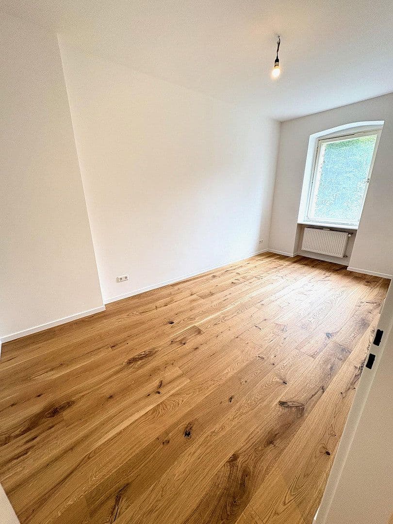 Prodej bytu 2+1 58 m², Fehrbellinerstraße 26, Berlin, Berlín Prodej bytu 2+1 58 m², Fehrbellinerstraße 26, Berlin, Berlín