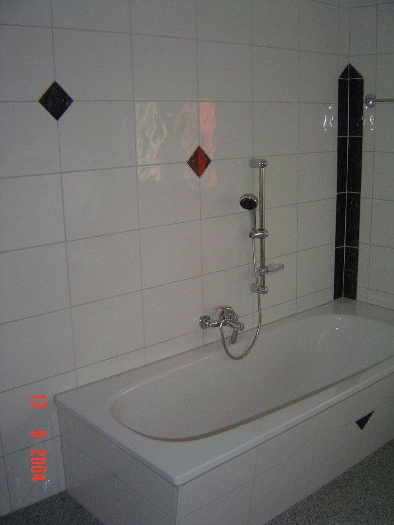 Pronájem bytu 2+1 72 m², Curfeßstraße 33, Aalen, Bádensko-Württembersko Pronájem bytu 2+1 72 m², Curfeßstraße 33, Aalen, Bádensko-Württembersko