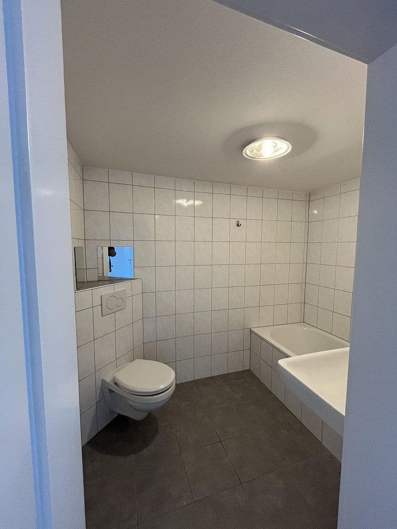 Pronájem bytu 3+1 87 m², Mülheimer Freiheit, Köln, Severní Porýní-Vestfálsko Pronájem bytu 3+1 87 m², Mülheimer Freiheit, Köln, Severní Porýní-Vestfálsko