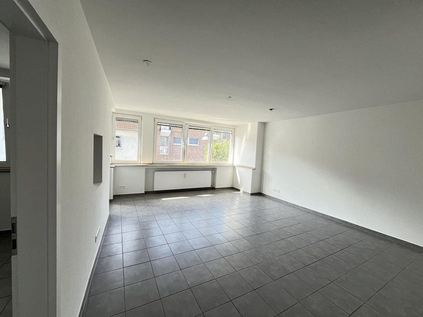 Pronájem bytu 3+1 87 m², Mülheimer Freiheit, Köln, Severní Porýní-Vestfálsko Pronájem bytu 3+1 87 m², Mülheimer Freiheit, Köln, Severní Porýní-Vestfálsko