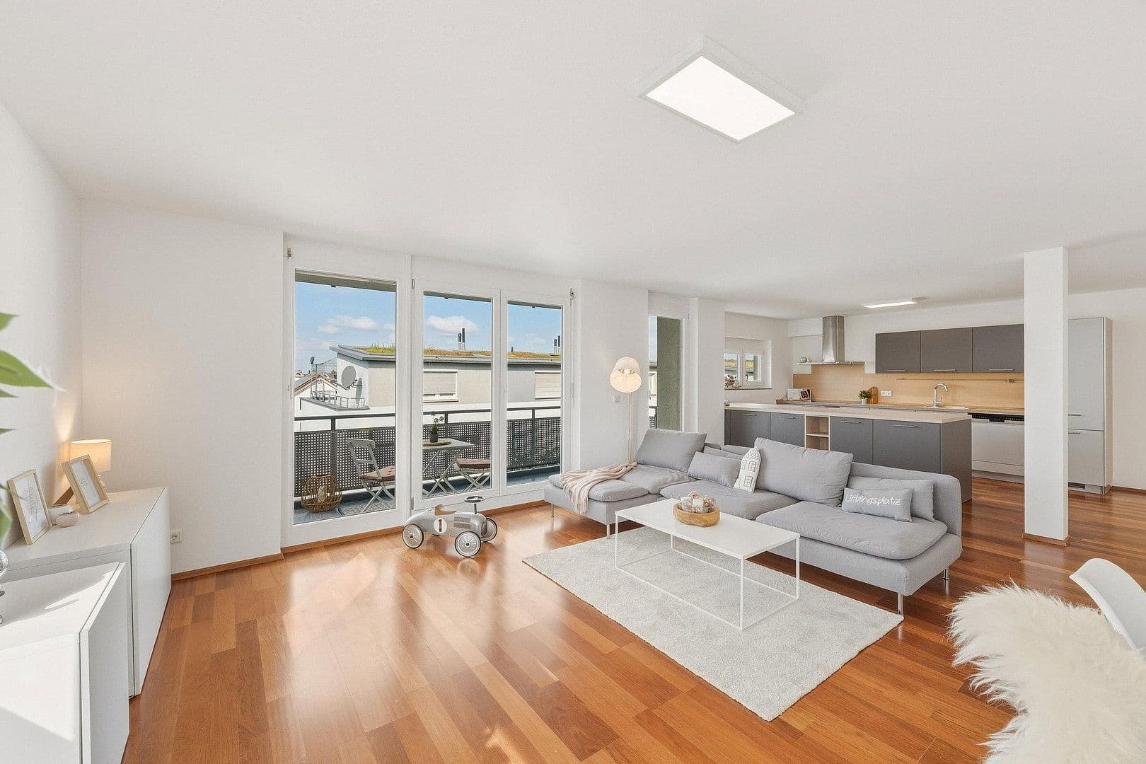 Prodej bytu 3+kk 113 m², Olgastr. 7, Holzgerlingen, Bádensko-Württembersko Prodej bytu 3+kk 113 m², Olgastr. 7, Holzgerlingen, Bádensko-Württembersko