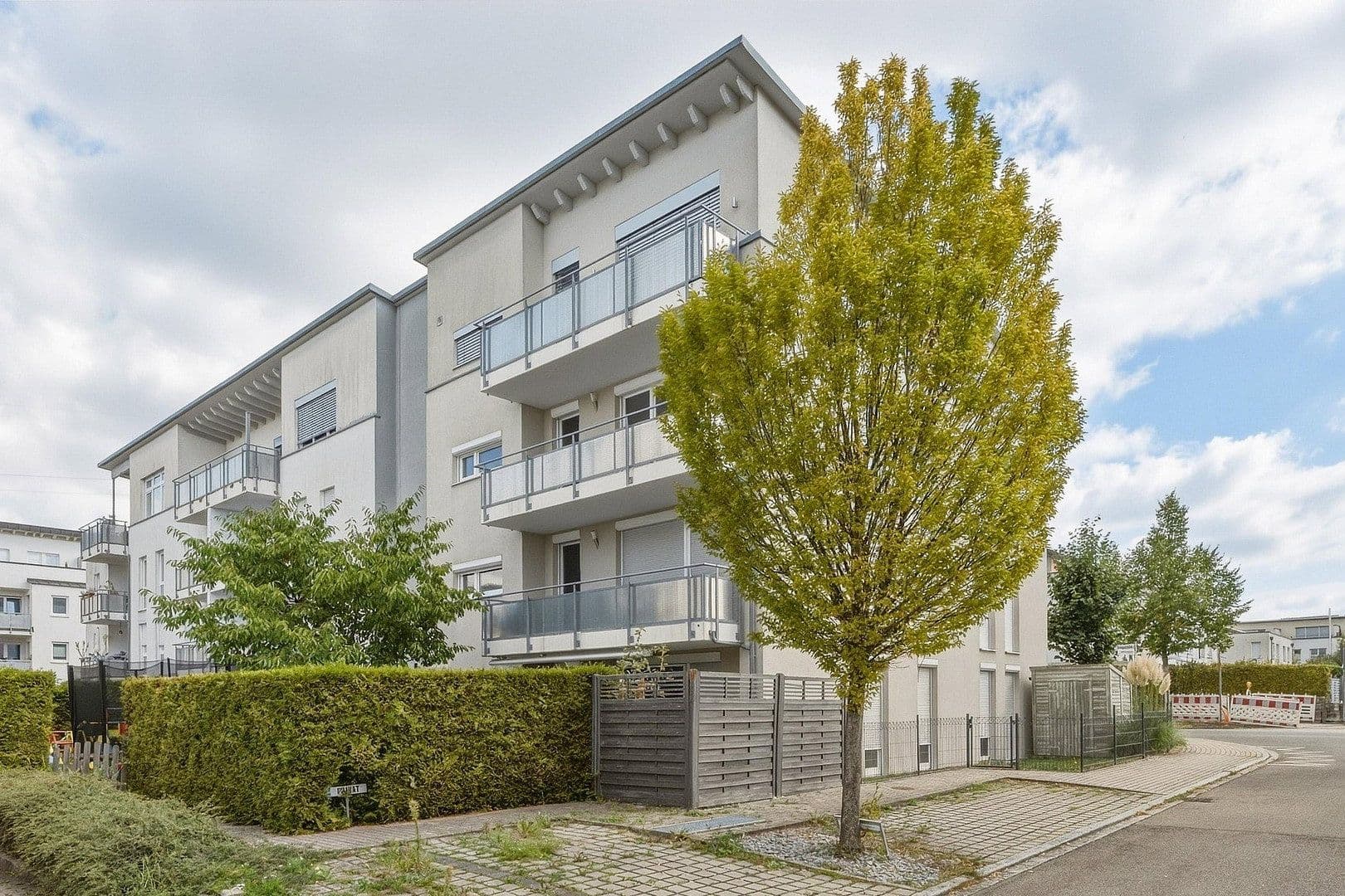 Prodej bytu 3+kk 113 m², Olgastr. 7, Holzgerlingen, Bádensko-Württembersko Prodej bytu 3+kk 113 m², Olgastr. 7, Holzgerlingen, Bádensko-Württembersko