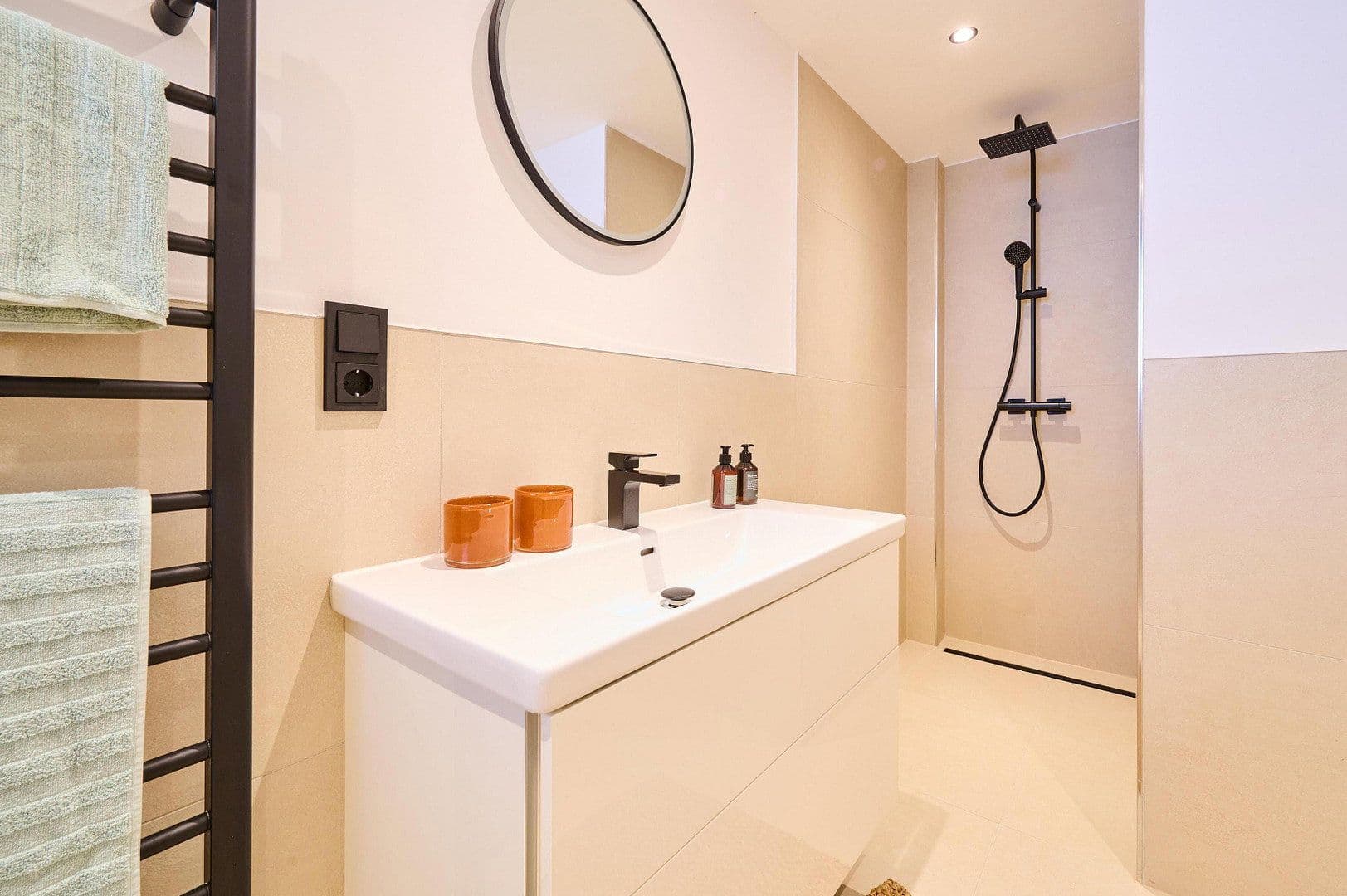 Prodej bytu 3+kk 76 m², Frankenstr.82, Essen, Severní Porýní-Vestfálsko Prodej bytu 3+kk 76 m², Frankenstr.82, Essen, Severní Porýní-Vestfálsko