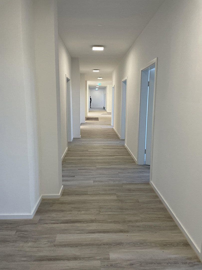 Prodej kanceláře 1.523 m², Baumgartenstraße 7, Vilsbiburg, Bavorsko Prodej kanceláře 1.523 m², Baumgartenstraße 7, Vilsbiburg, Bavorsko