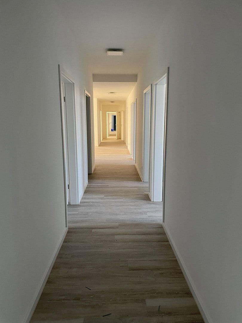 Prodej kanceláře 1.523 m², Baumgartenstraße 7, Vilsbiburg, Bavorsko Prodej kanceláře 1.523 m², Baumgartenstraße 7, Vilsbiburg, Bavorsko