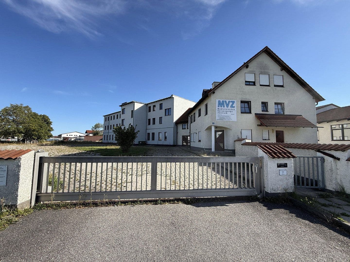 Prodej kanceláře 1.523 m², Baumgartenstraße 7, Vilsbiburg, Bavorsko Prodej kanceláře 1.523 m², Baumgartenstraße 7, Vilsbiburg, Bavorsko