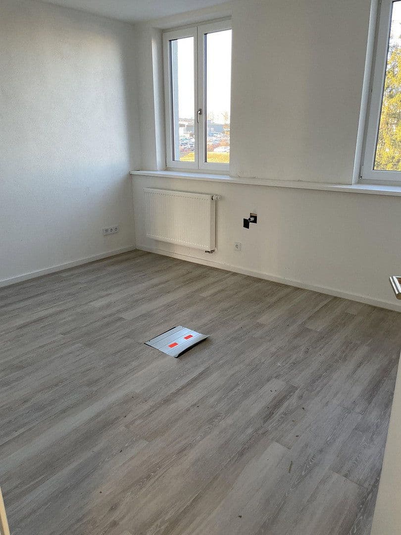 Prodej kanceláře 1.523 m², Baumgartenstraße 7, Vilsbiburg, Bavorsko Prodej kanceláře 1.523 m², Baumgartenstraße 7, Vilsbiburg, Bavorsko
