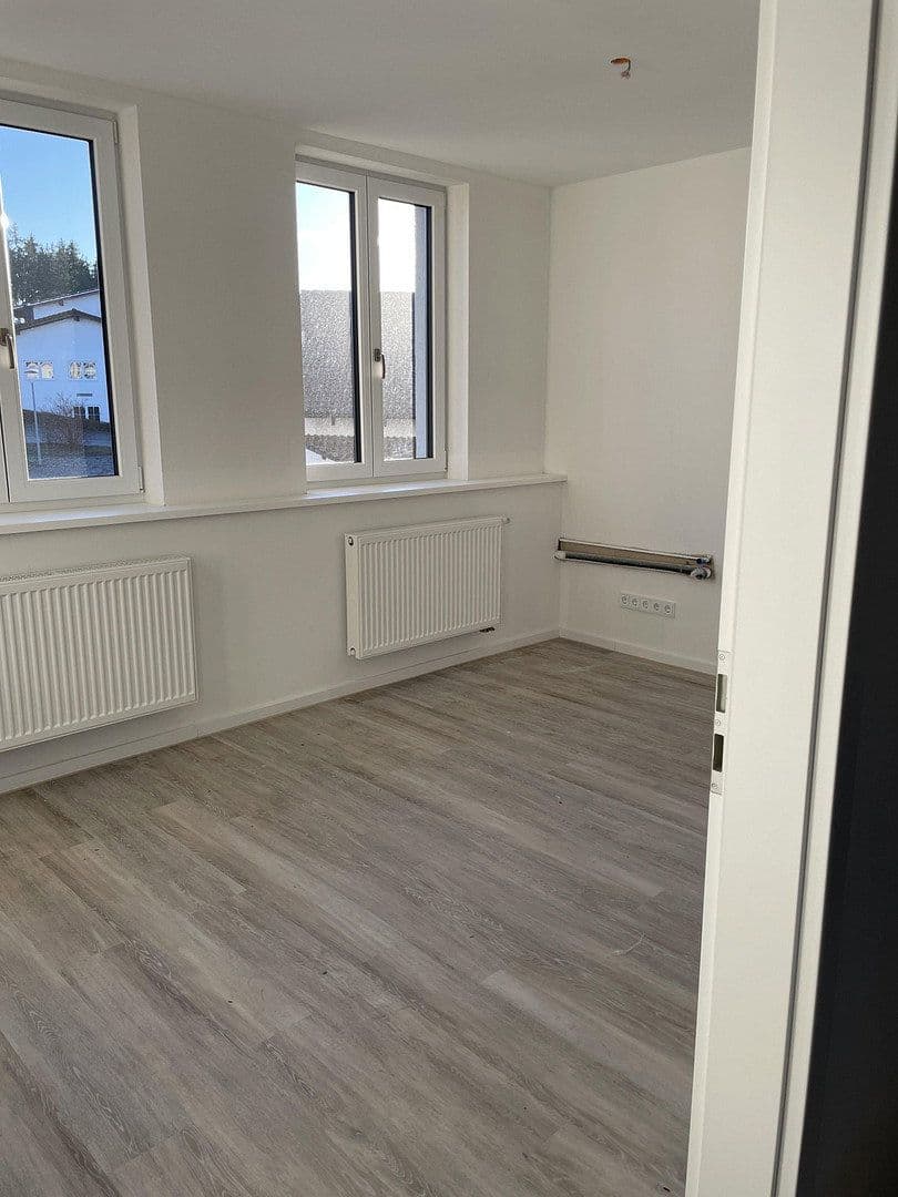 Prodej kanceláře 1.523 m², Baumgartenstraße 7, Vilsbiburg, Bavorsko Prodej kanceláře 1.523 m², Baumgartenstraße 7, Vilsbiburg, Bavorsko