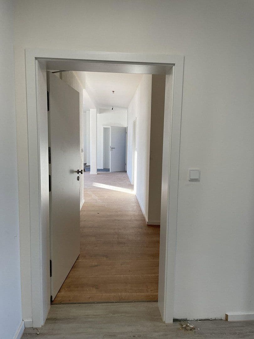 Prodej kanceláře 1.523 m², Baumgartenstraße 7, Vilsbiburg, Bavorsko Prodej kanceláře 1.523 m², Baumgartenstraße 7, Vilsbiburg, Bavorsko