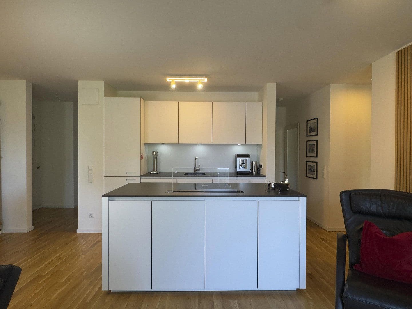 Prodej bytu 3+1 95 m², Metzendorfer Weg 9, Hamburg, Hamburg Prodej bytu 3+1 95 m², Metzendorfer Weg 9, Hamburg, Hamburg