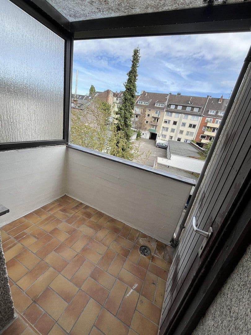 Pronájem bytu 2+1 65 m², Mülheimer Freiheit, Köln, Severní Porýní-Vestfálsko Pronájem bytu 2+1 65 m², Mülheimer Freiheit, Köln, Severní Porýní-Vestfálsko