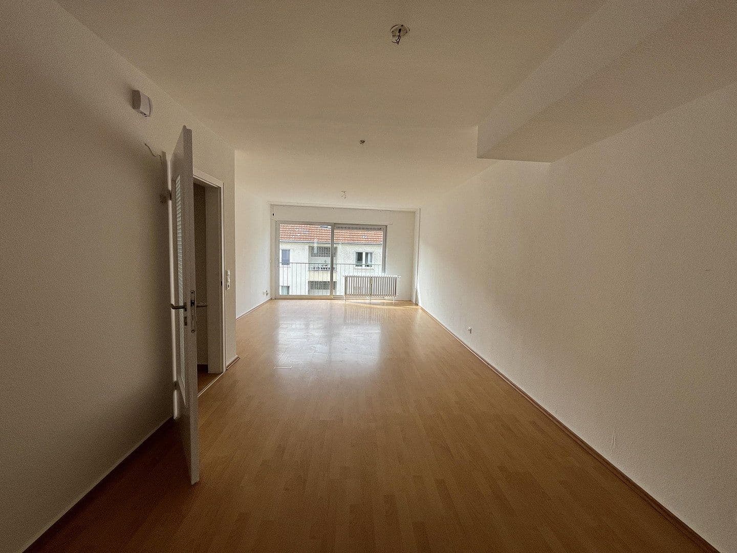 Pronájem bytu 2+1 65 m², Mülheimer Freiheit, Köln, Severní Porýní-Vestfálsko Pronájem bytu 2+1 65 m², Mülheimer Freiheit, Köln, Severní Porýní-Vestfálsko