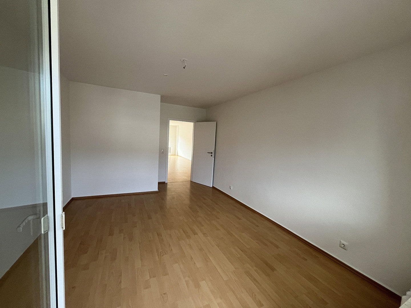 Pronájem bytu 2+1 65 m², Mülheimer Freiheit, Köln, Severní Porýní-Vestfálsko Pronájem bytu 2+1 65 m², Mülheimer Freiheit, Köln, Severní Porýní-Vestfálsko