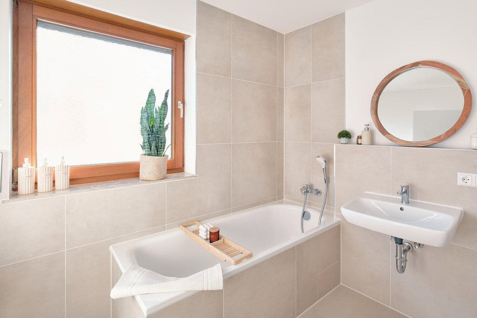 Prodej bytu 4+1 80 m², Waiblingen, Bádensko-Württembersko Prodej bytu 4+1 80 m², Waiblingen, Bádensko-Württembersko