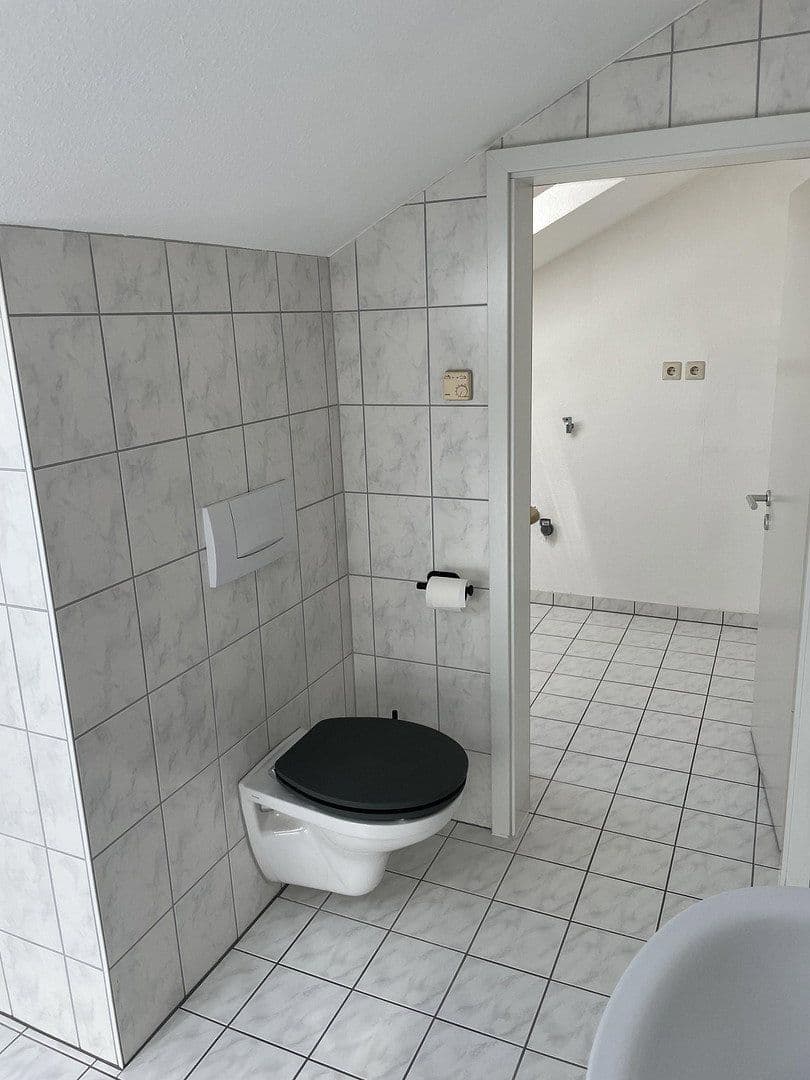 Pronájem bytu 2+1 101 m², Oftersheim, Bádensko-Württembersko Pronájem bytu 2+1 101 m², Oftersheim, Bádensko-Württembersko