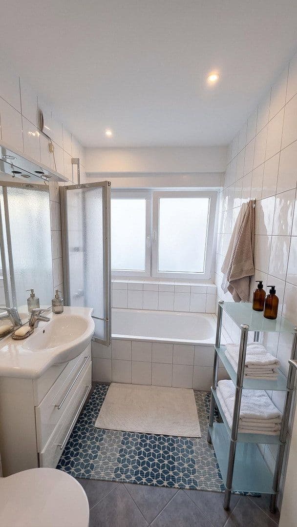 Prodej bytu 2+1 55 m², Nußloch, Bádensko-Württembersko Prodej bytu 2+1 55 m², Nußloch, Bádensko-Württembersko