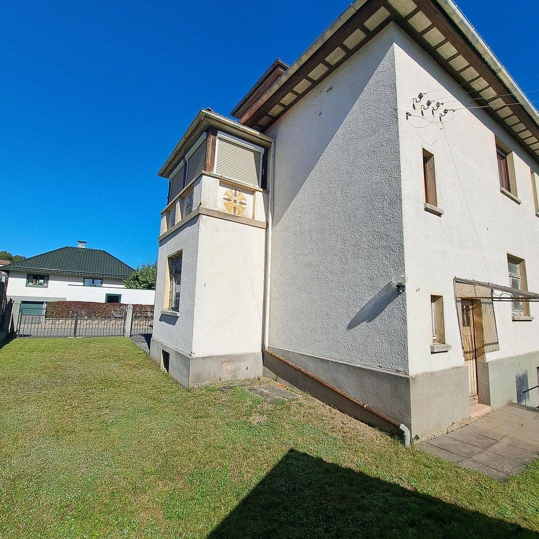 Prodej domu 195 m², pozemek 787 m², Schmalkalden, Durynsko Prodej domu 195 m², pozemek 787 m², Schmalkalden, Durynsko