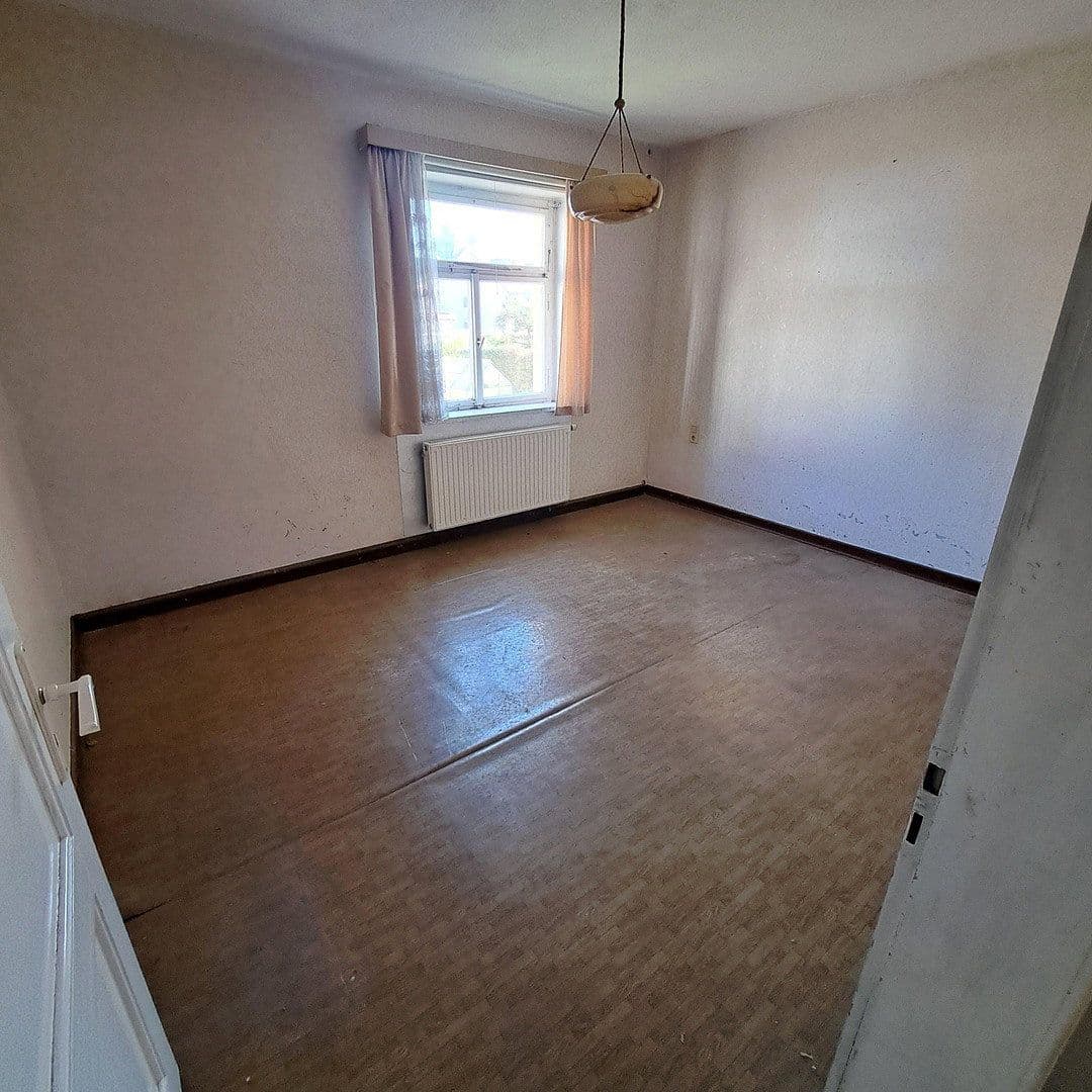 Prodej domu 195 m², pozemek 787 m², Schmalkalden, Durynsko Prodej domu 195 m², pozemek 787 m², Schmalkalden, Durynsko