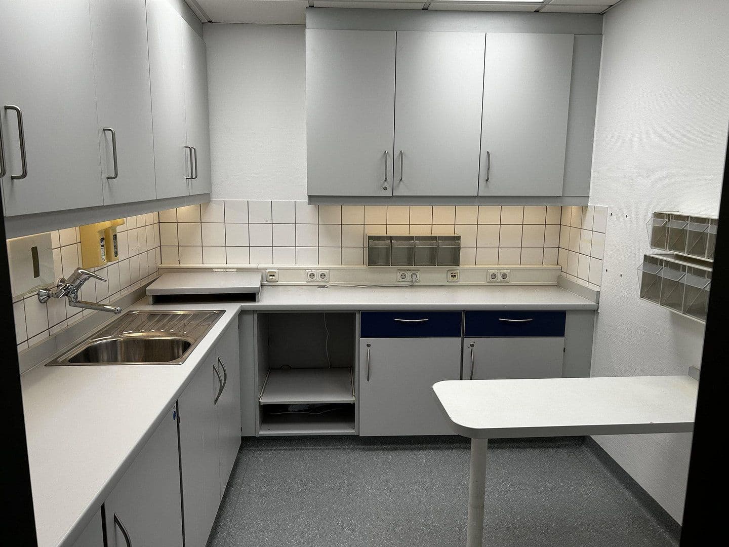 Pronájem kanceláře 294 m², Melkendorferstraße 8, Kulmbach, Bavorsko Pronájem kanceláře 294 m², Melkendorferstraße 8, Kulmbach, Bavorsko
