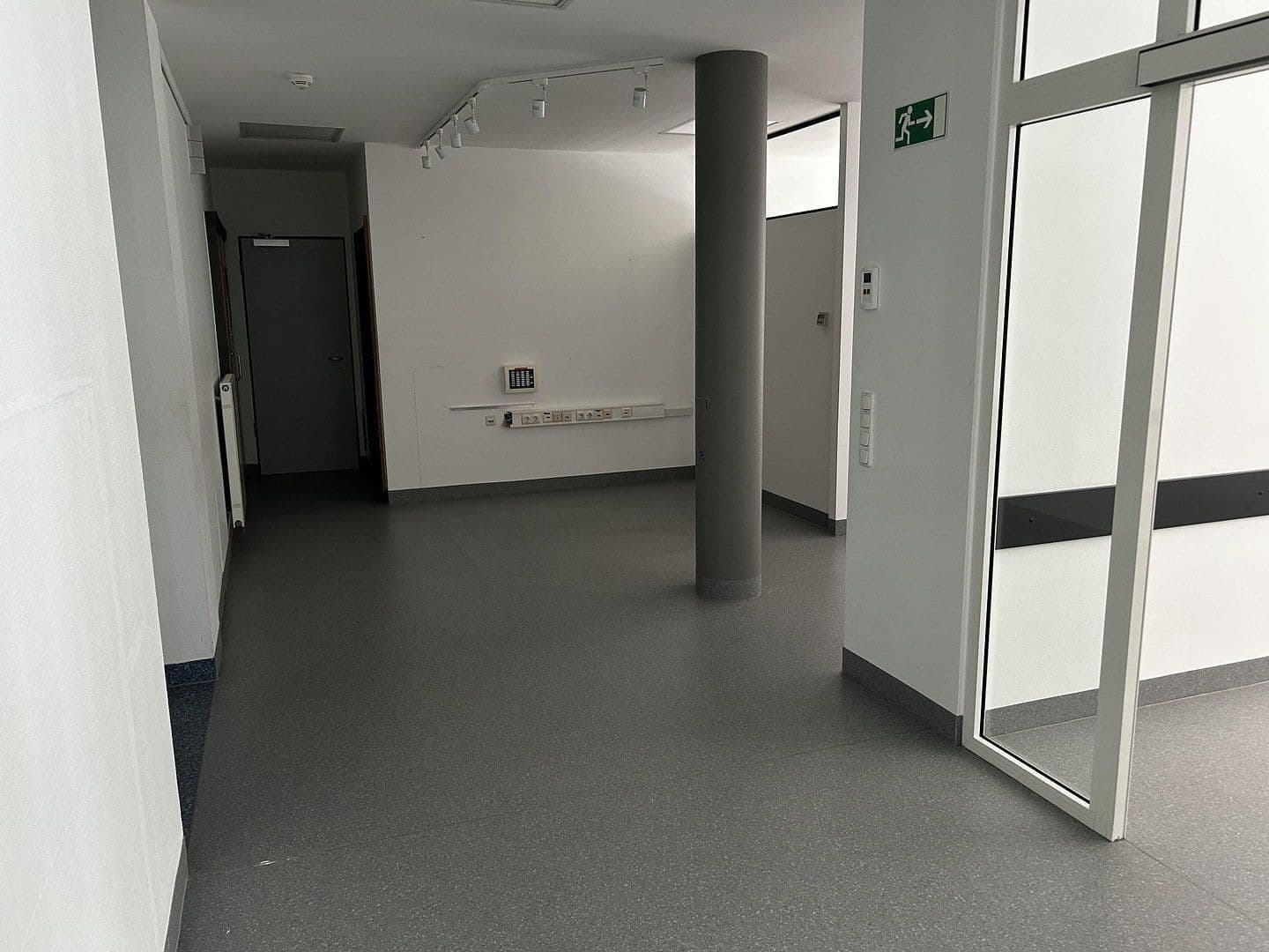 Pronájem kanceláře 294 m², Melkendorferstraße 8, Kulmbach, Bavorsko Pronájem kanceláře 294 m², Melkendorferstraße 8, Kulmbach, Bavorsko