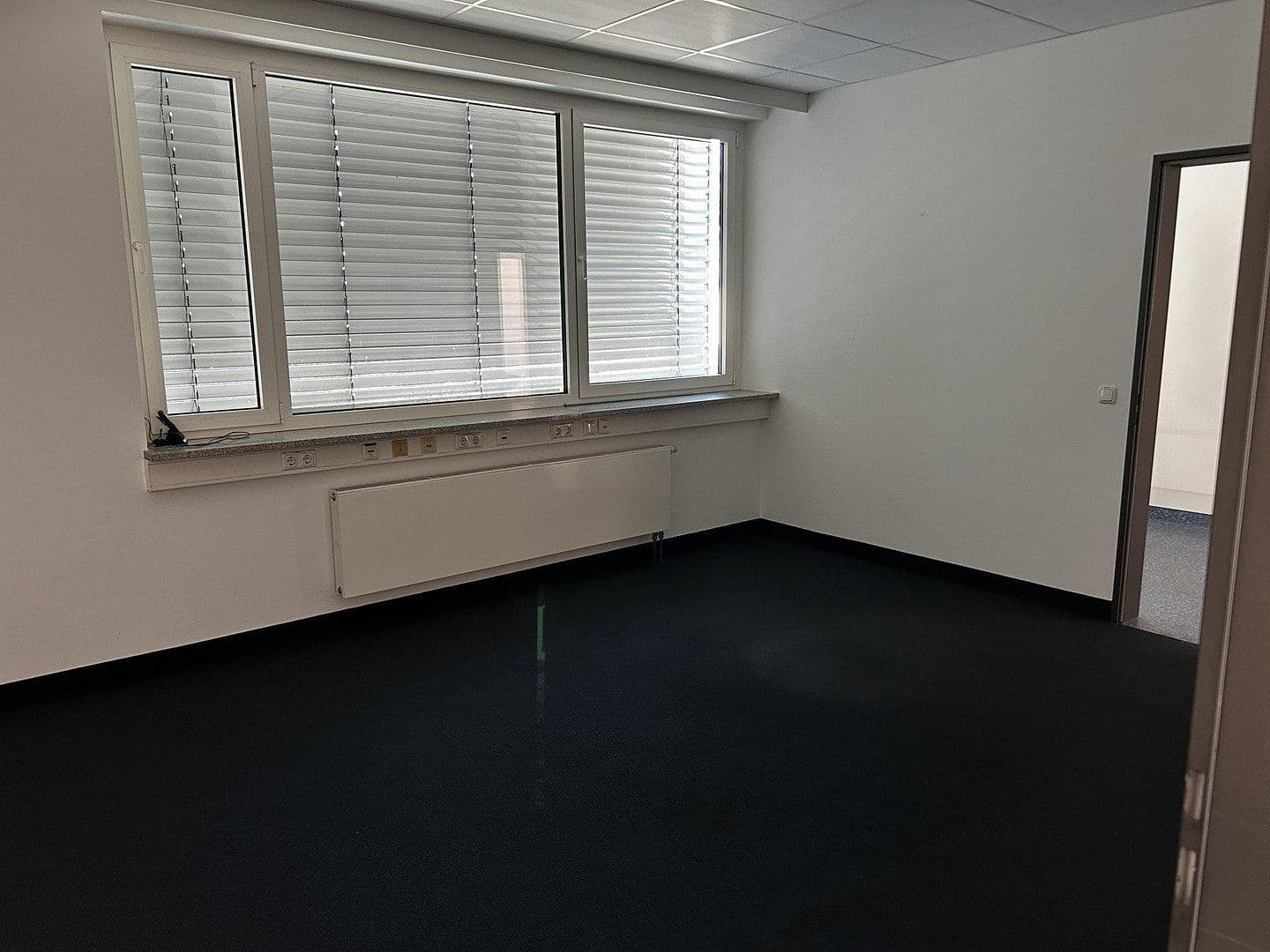 Pronájem kanceláře 294 m², Melkendorferstraße 8, Kulmbach, Bavorsko Pronájem kanceláře 294 m², Melkendorferstraße 8, Kulmbach, Bavorsko