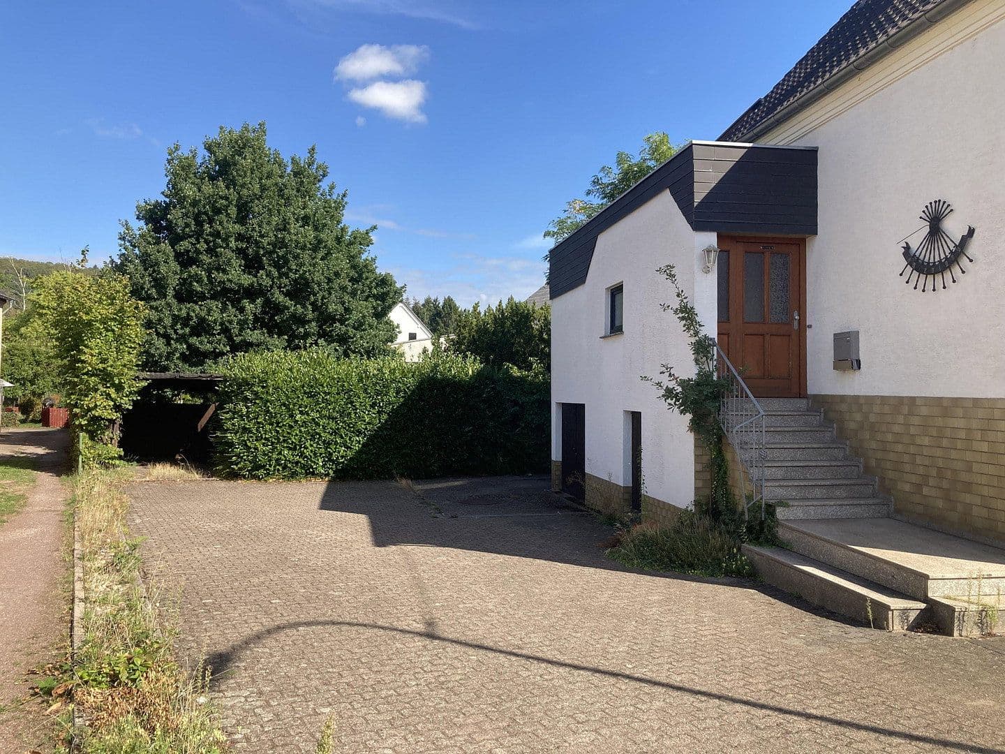 Prodej domu 149 m², pozemek 2.234 m², Dillinger Straße 22, Nalbach, Země Sársko Prodej domu 149 m², pozemek 2.234 m², Dillinger Straße 22, Nalbach, Země Sársko