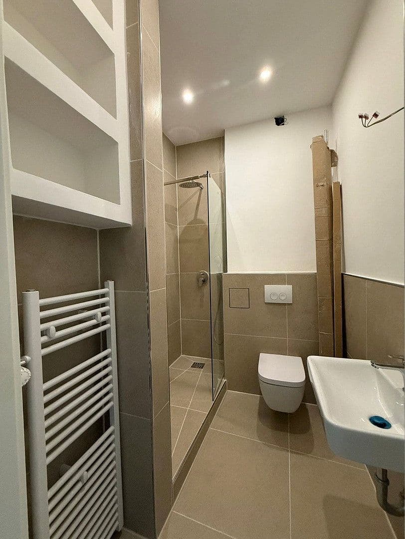 Prodej bytu 3+1 55 m², Düsseldorf, Severní Porýní-Vestfálsko Prodej bytu 3+1 55 m², Düsseldorf, Severní Porýní-Vestfálsko