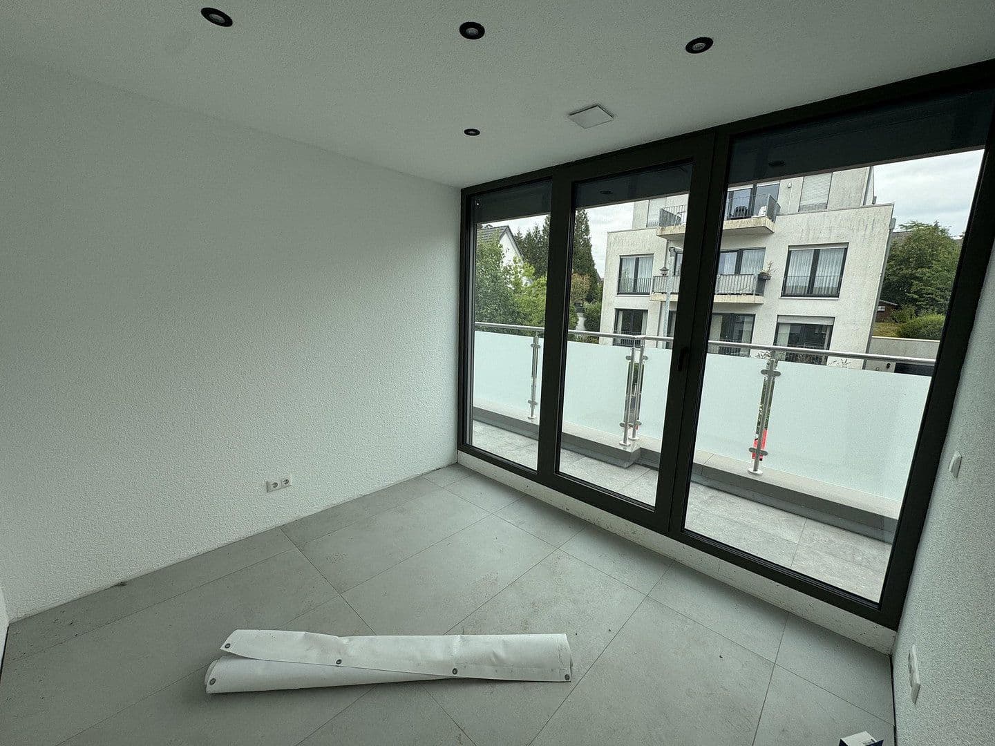 Pronájem bytu 5+1 155 m², Mühlenrötschen 74, Stolberg, Severní Porýní-Vestfálsko Pronájem bytu 5+1 155 m², Mühlenrötschen 74, Stolberg, Severní Porýní-Vestfálsko