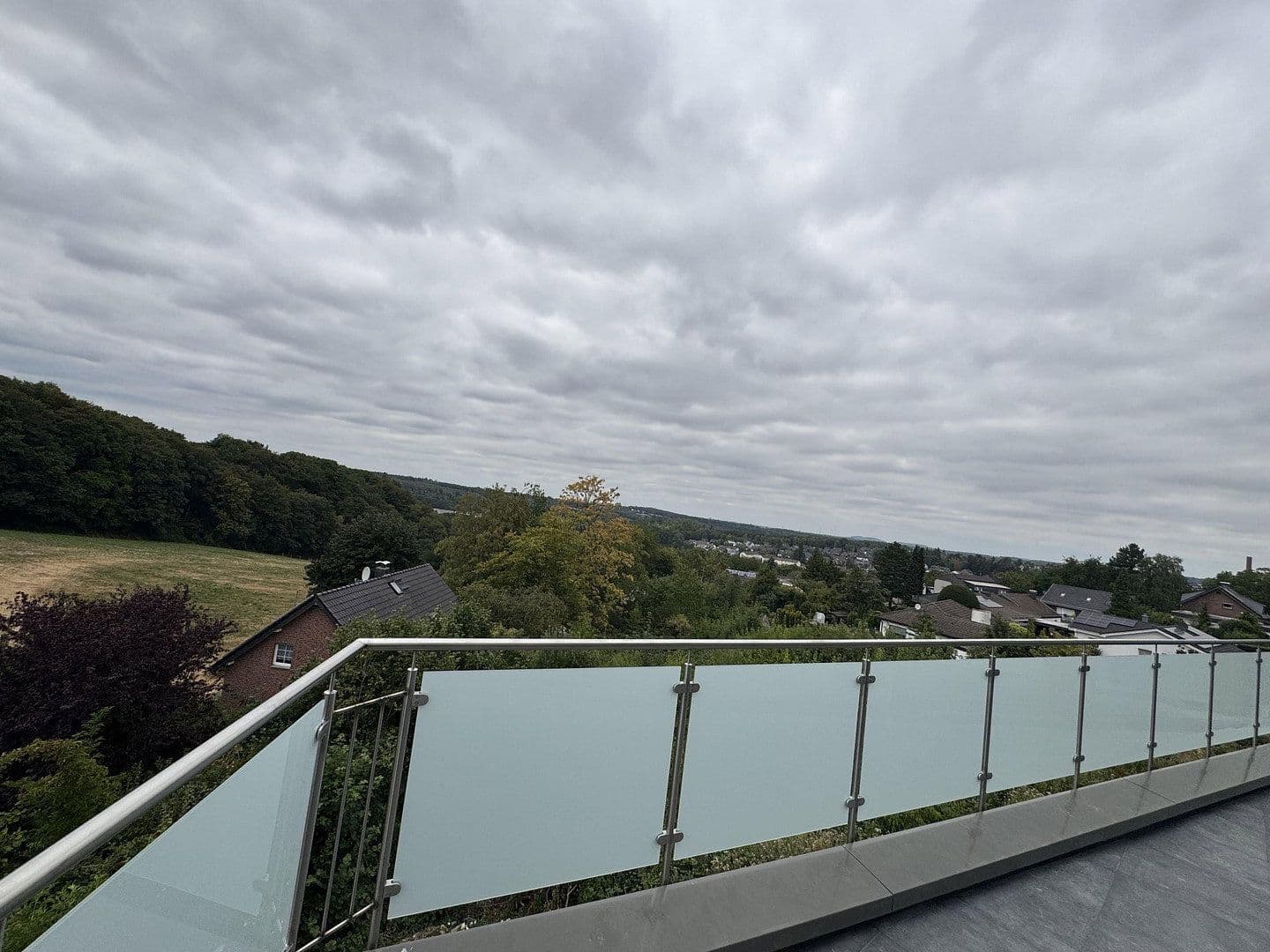 Pronájem bytu 5+1 155 m², Mühlenrötschen 74, Stolberg, Severní Porýní-Vestfálsko Pronájem bytu 5+1 155 m², Mühlenrötschen 74, Stolberg, Severní Porýní-Vestfálsko