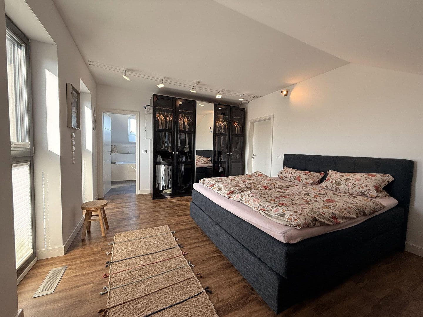 Prodej domu 193 m², pozemek 799 m², Velbert, Severní Porýní-Vestfálsko Prodej domu 193 m², pozemek 799 m², Velbert, Severní Porýní-Vestfálsko