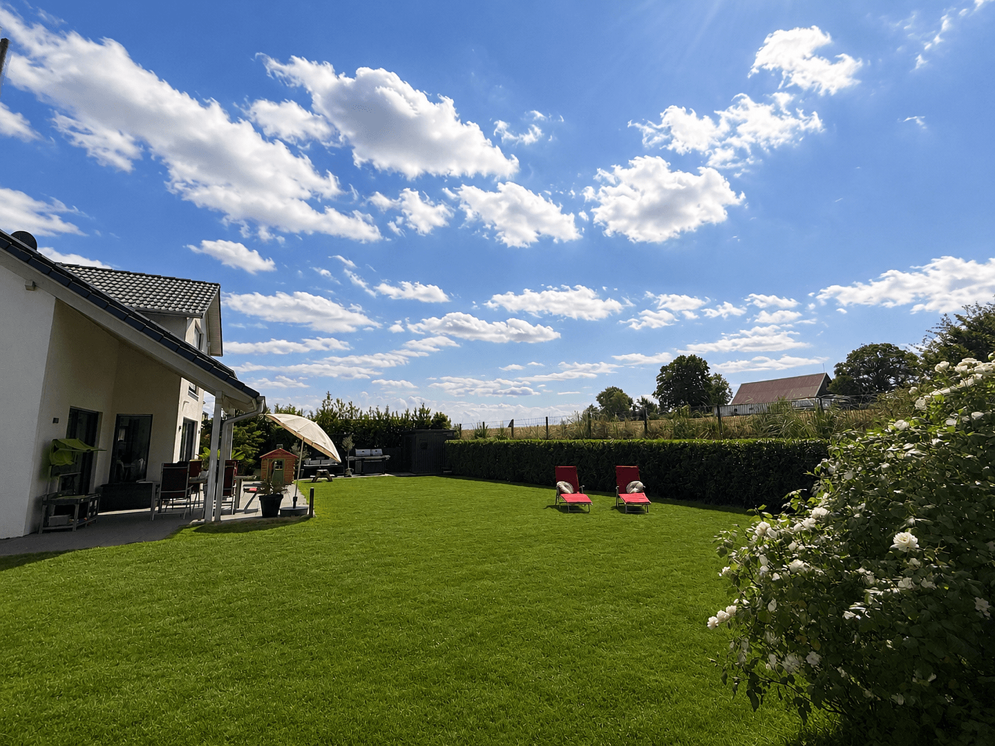 Prodej domu 193 m², pozemek 799 m², Velbert, Severní Porýní-Vestfálsko Prodej domu 193 m², pozemek 799 m², Velbert, Severní Porýní-Vestfálsko