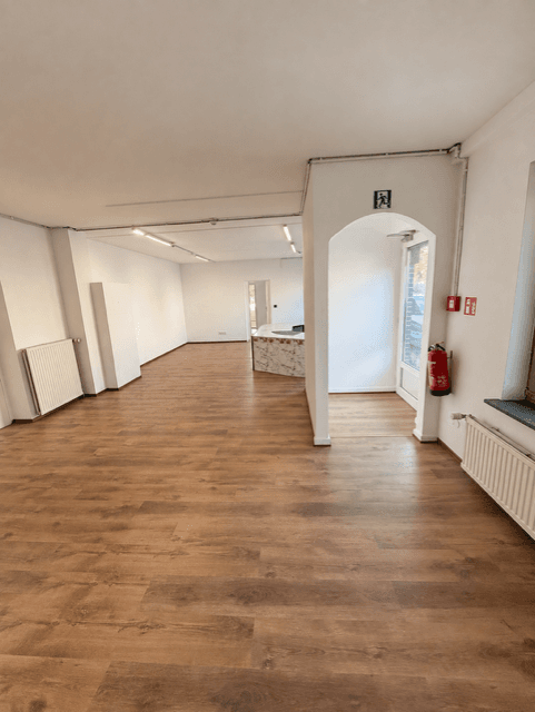 Pronájem nebytového prostoru 725 m², Industriestraße 8, Barsbüttel, Šlesvicko-Holštýnsko Pronájem nebytového prostoru 725 m², Industriestraße 8, Barsbüttel, Šlesvicko-Holštýnsko