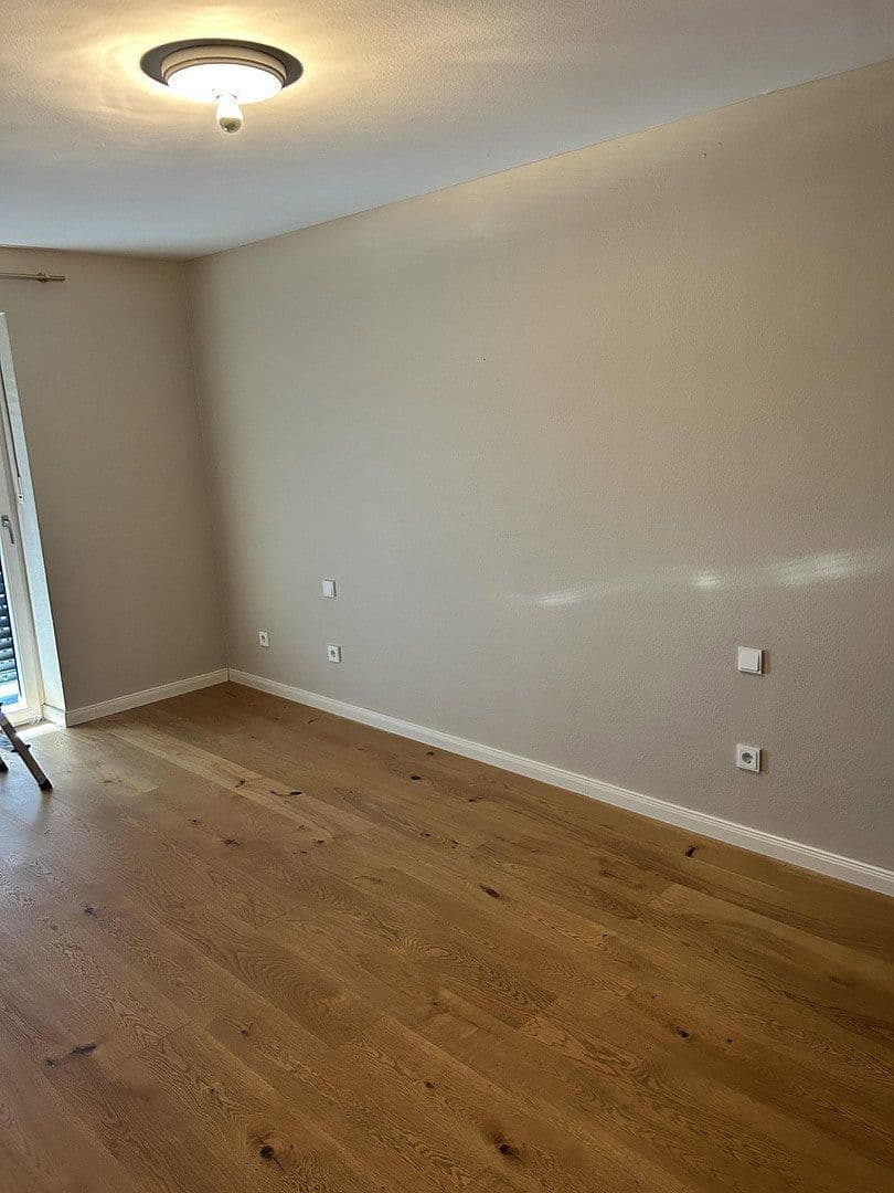 Pronájem domu 109 m², pozemek 355 m², Ampfing, Bavorsko Pronájem domu 109 m², pozemek 355 m², Ampfing, Bavorsko