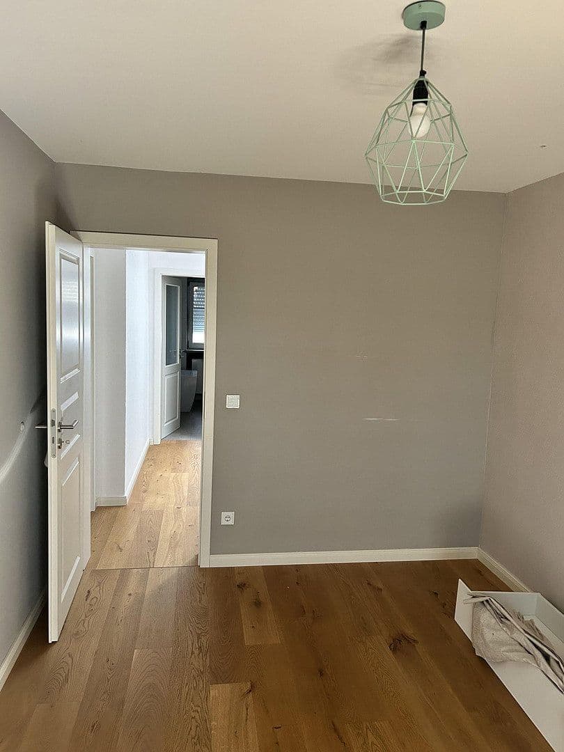 Pronájem domu 109 m², pozemek 355 m², Ampfing, Bavorsko Pronájem domu 109 m², pozemek 355 m², Ampfing, Bavorsko