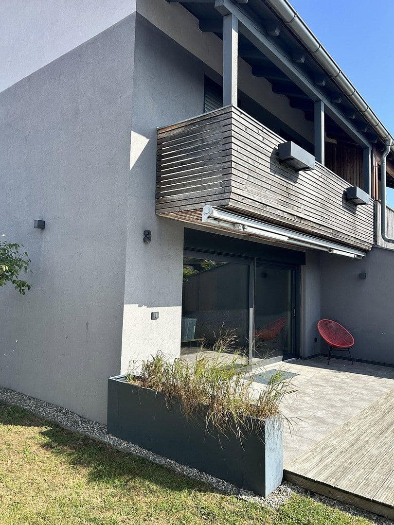 Pronájem domu 109 m², pozemek 355 m², Ampfing, Bavorsko Pronájem domu 109 m², pozemek 355 m², Ampfing, Bavorsko