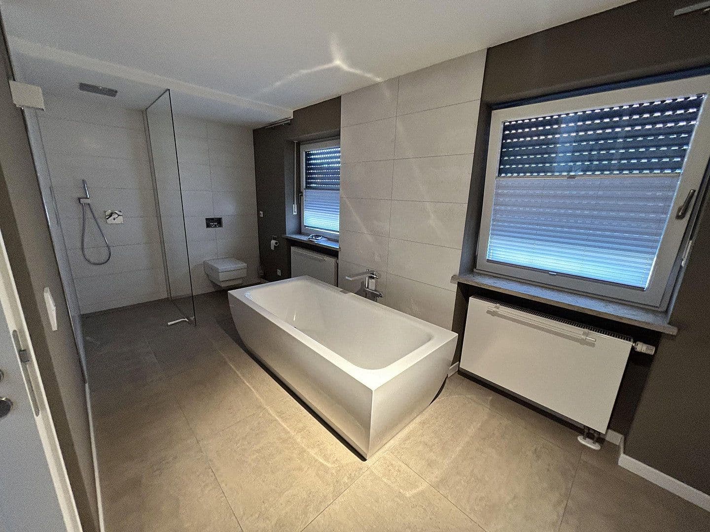 Pronájem domu 109 m², pozemek 355 m², Ampfing, Bavorsko Pronájem domu 109 m², pozemek 355 m², Ampfing, Bavorsko