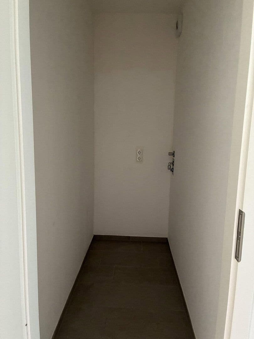 Pronájem bytu 2+1 68 m², Bergedorfer Straße 162, Hamburg, Hamburg Pronájem bytu 2+1 68 m², Bergedorfer Straße 162, Hamburg, Hamburg