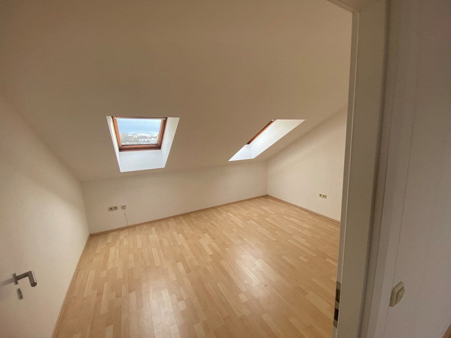 Pronájem bytu 3+kk 90 m², Rostocker Weg 1, Gersthofen, Bavorsko Pronájem bytu 3+kk 90 m², Rostocker Weg 1, Gersthofen, Bavorsko
