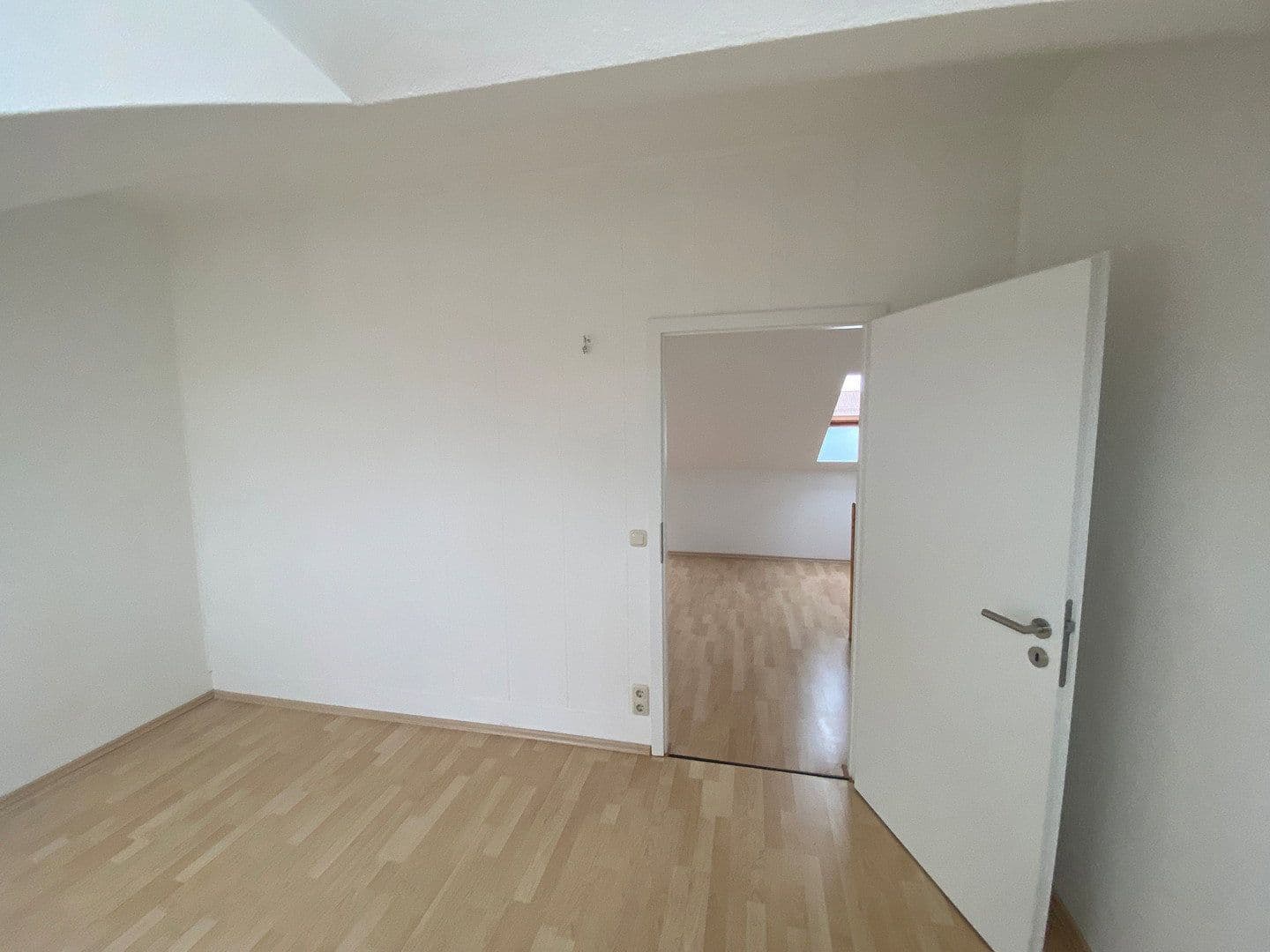 Pronájem bytu 3+kk 90 m², Rostocker Weg 1, Gersthofen, Bavorsko Pronájem bytu 3+kk 90 m², Rostocker Weg 1, Gersthofen, Bavorsko