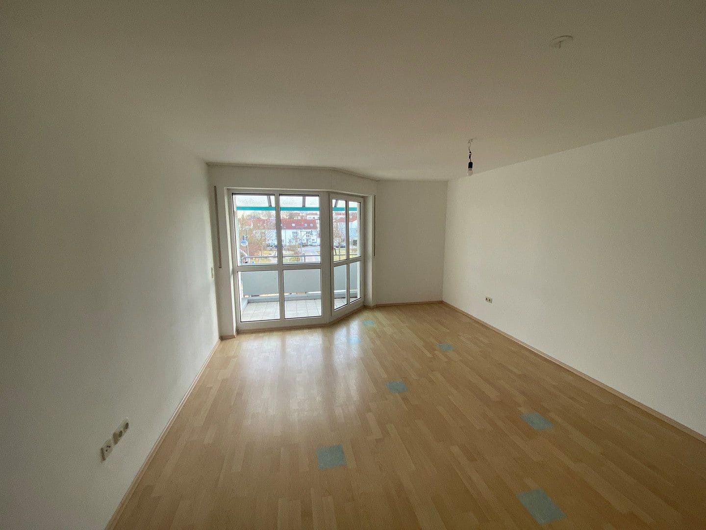 Pronájem bytu 3+kk 90 m², Rostocker Weg 1, Gersthofen, Bavorsko Pronájem bytu 3+kk 90 m², Rostocker Weg 1, Gersthofen, Bavorsko