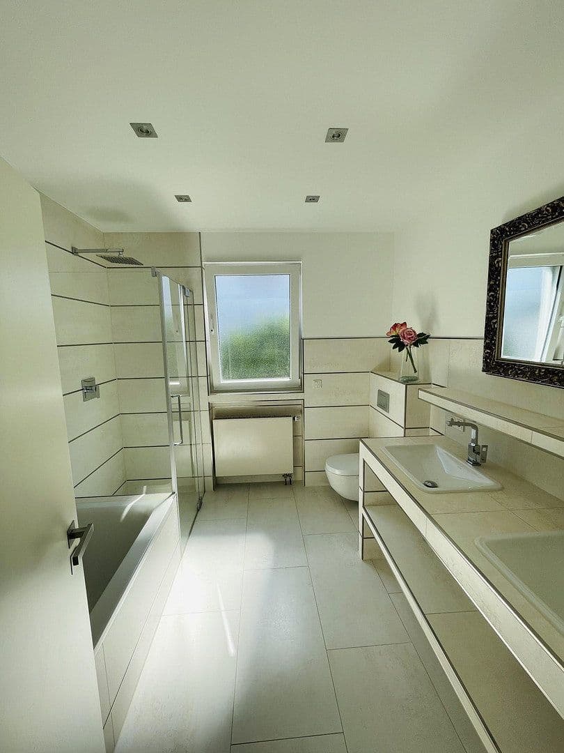 Prodej domu 185 m², pozemek 762 m², Aschaffenburg, Bavorsko Prodej domu 185 m², pozemek 762 m², Aschaffenburg, Bavorsko