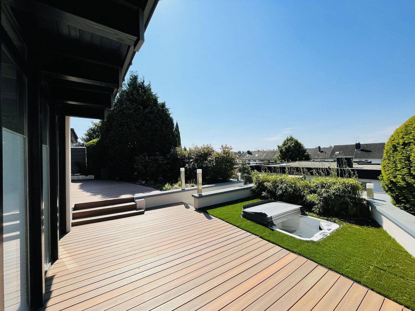 Prodej domu 185 m², pozemek 762 m², Aschaffenburg, Bavorsko Prodej domu 185 m², pozemek 762 m², Aschaffenburg, Bavorsko