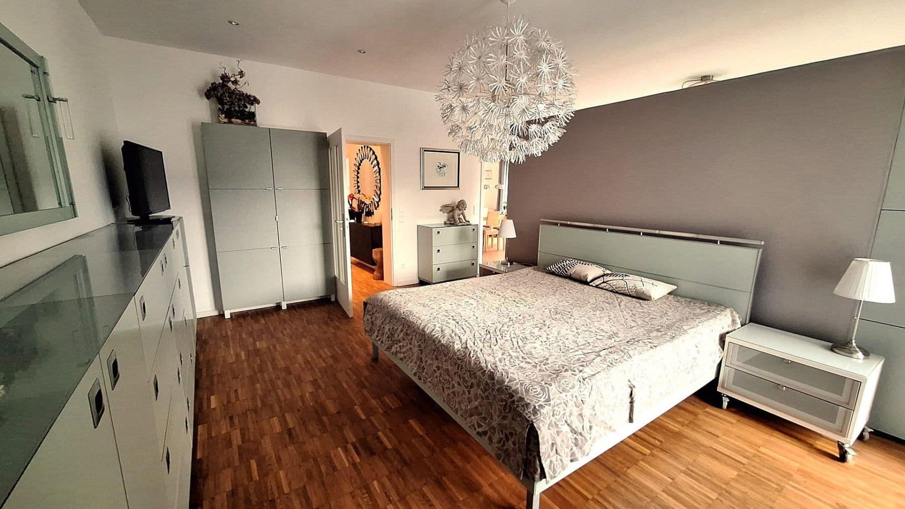 Pronájem bytu 2+1 116 m², Ellmaierstraße 6, Rosenheim, Bavorsko Pronájem bytu 2+1 116 m², Ellmaierstraße 6, Rosenheim, Bavorsko