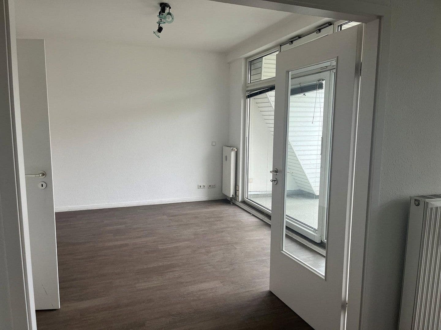 Pronájem kanceláře 68 m², Düppelstraße 32, Berlin, Berlín Pronájem kanceláře 68 m², Düppelstraße 32, Berlin, Berlín