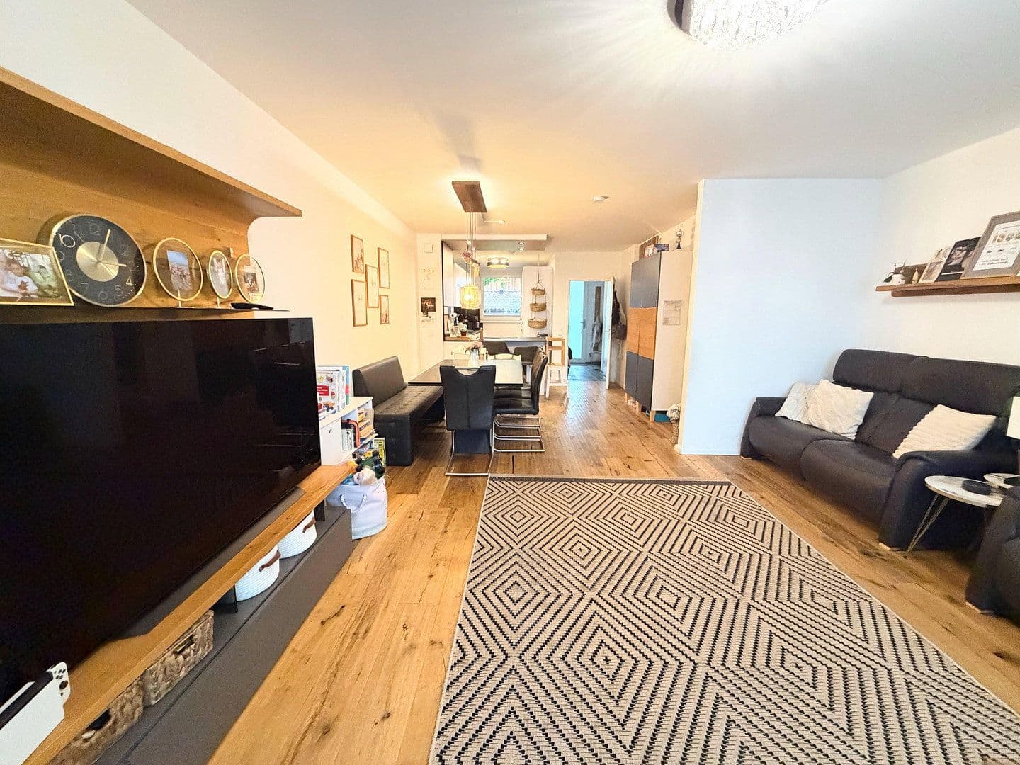 Prodej domu 145 m², pozemek 315 m², Zur Hammerschmiede 14a, Bellenberg, Bavorsko Prodej domu 145 m², pozemek 315 m², Zur Hammerschmiede 14a, Bellenberg, Bavorsko