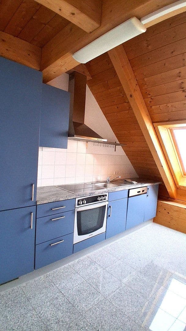 Pronájem bytu 4+1 112 m², Kernen im Remstal, Bádensko-Württembersko Pronájem bytu 4+1 112 m², Kernen im Remstal, Bádensko-Württembersko