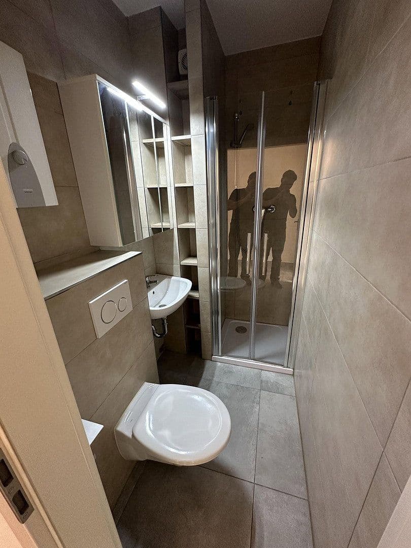 Prodej bytu 1+1 31 m², Odenwaldstraße 11, Flörsheim, Hessen Prodej bytu 1+1 31 m², Odenwaldstraße 11, Flörsheim, Hessen