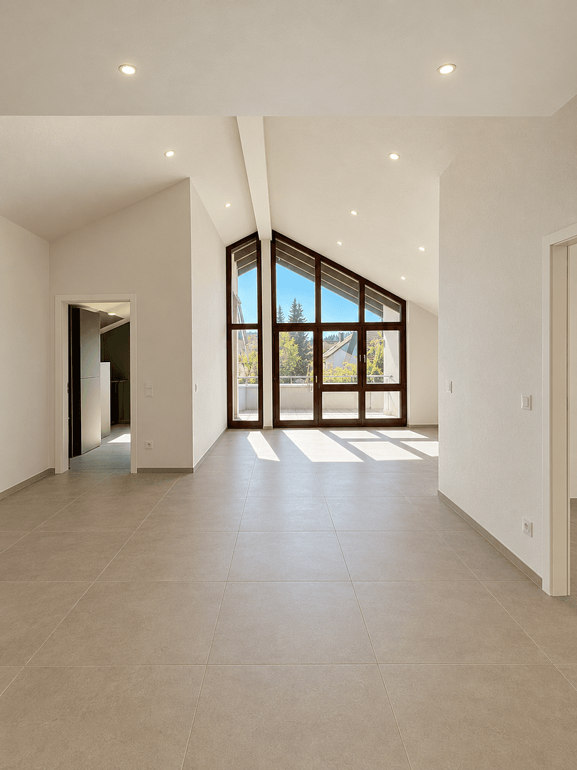 Pronájem bytu 4+1 85 m², Vöhringen, Bádensko-Württembersko Pronájem bytu 4+1 85 m², Vöhringen, Bádensko-Württembersko