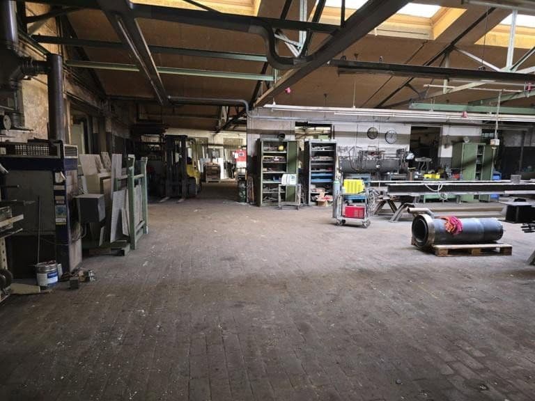 Pronájem nebytového prostoru 600 m², Remscheid, Severní Porýní-Vestfálsko Pronájem nebytového prostoru 600 m², Remscheid, Severní Porýní-Vestfálsko