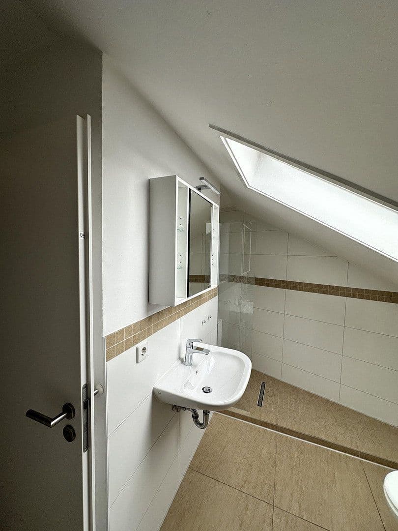 Pronájem bytu 2+1 78 m², Kilianstraße 10, Heilbronn, Bádensko-Württembersko Pronájem bytu 2+1 78 m², Kilianstraße 10, Heilbronn, Bádensko-Württembersko